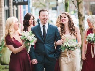 What It’s REALLY Like to Be a Groomsgirl