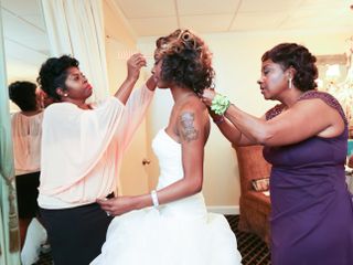 Essential Lesbian Wedding Advice: How to Handle 2 MOBs