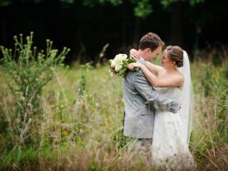 Expert Tips: Ways to Relax During Wedding Planning