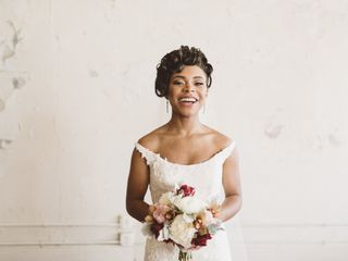 22 Wedding Hairstyles for Short Hair: Updos, Half-Up & More