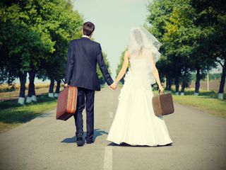 5 Things NOT to Pack on Your Honeymoon