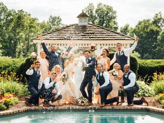 6 Types of People That Should Be in Every Wedding Party