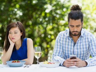 Is Your Partner Avoiding Wedding Planning? How to Deal