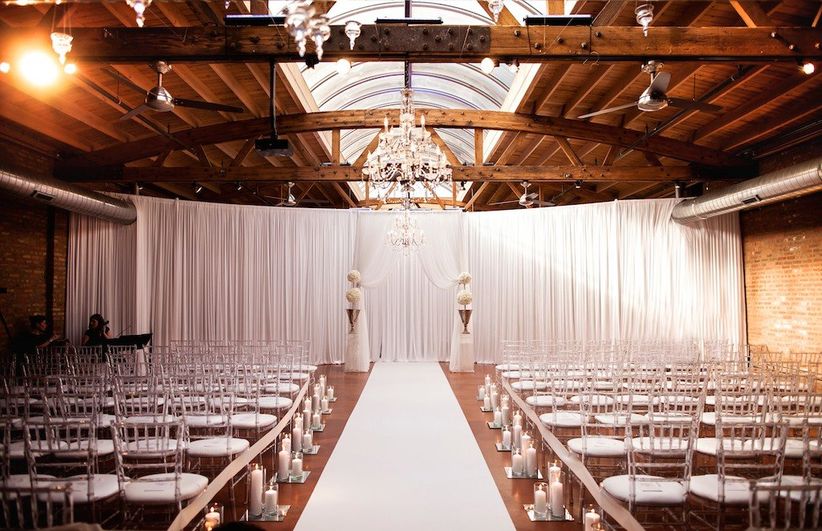 The Chicest Loft Wedding Venues  Chicago  Has to Offer 