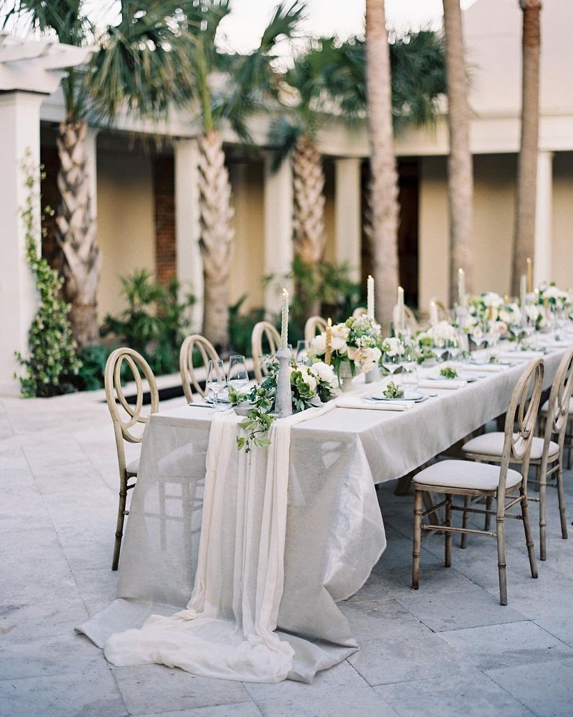 6 Downtown Charleston Wedding Venues To Obsess Over Weddingwire