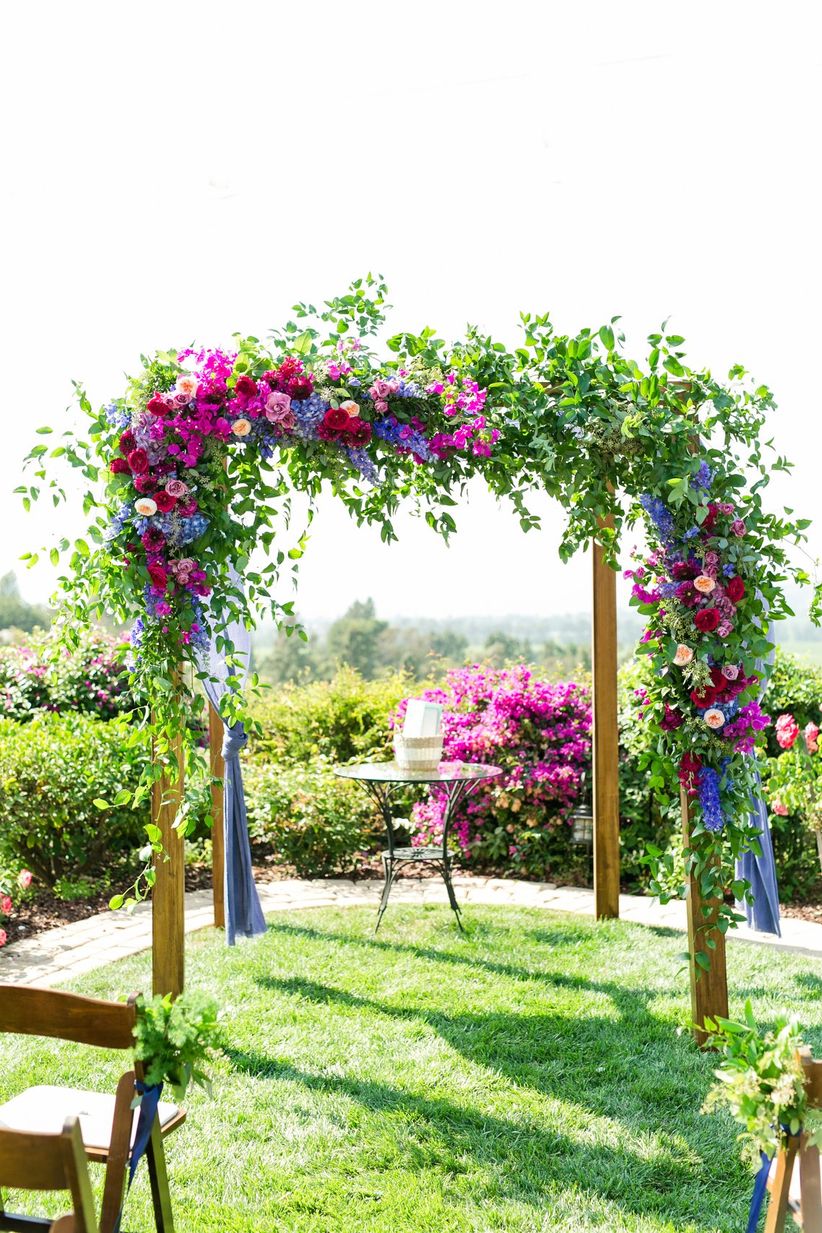 36 Stunning Ceremony Structures For An Outdoor Wedding WeddingWire