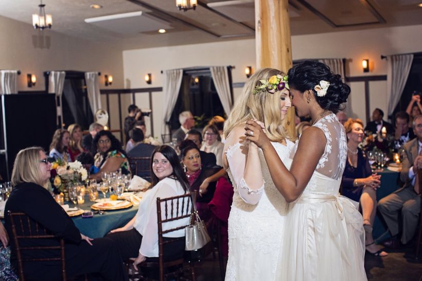 Las fotos más románticas de bodas reales novias durante el primer baile