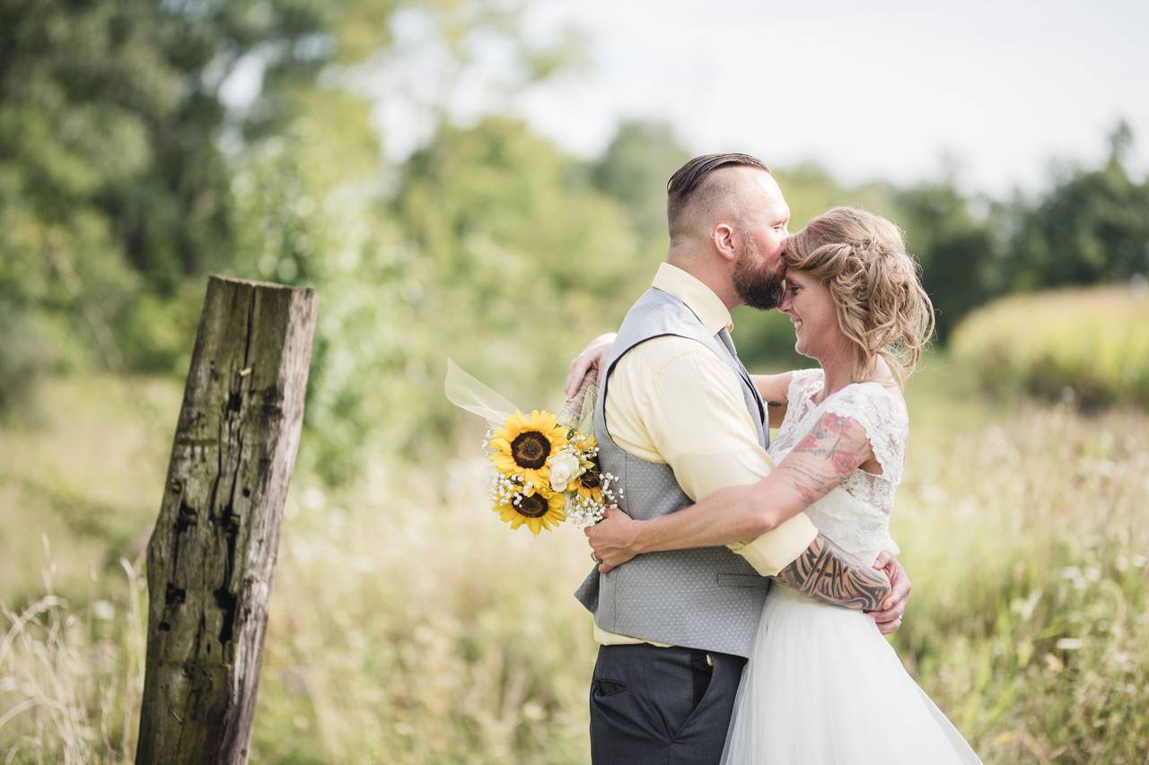 Little Brook Meadows Barn & Farm Weddings Lancaster, OH WeddingWire