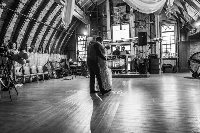 The wedding of Carly and Mike 1