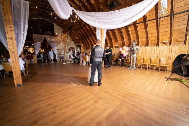 The wedding of Carly and Mike 2