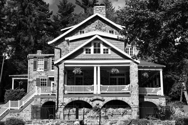 Historic Shady Lane 1