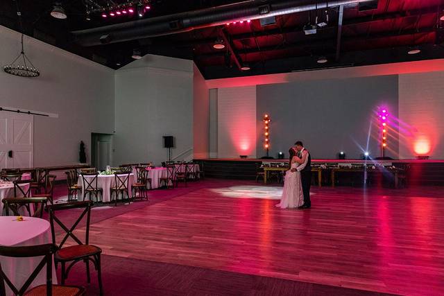 Creekside Terrace by Wedgewood Weddings 2