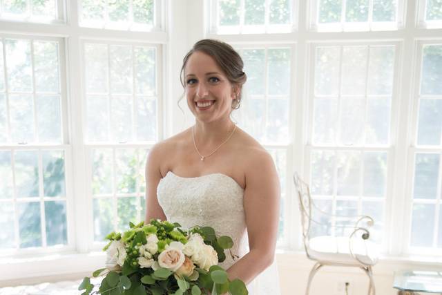 Beacon Hill Manor - Venue - Paeonian Springs, VA - WeddingWire