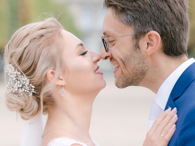 Anna and Guillaume&apos;s Wedding in Paris, France 19