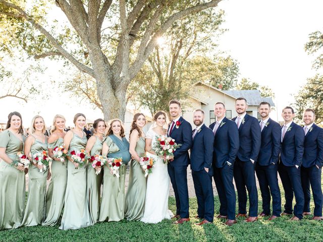 Joel and Claire&apos;s Wedding in New Braunfels, Texas 17