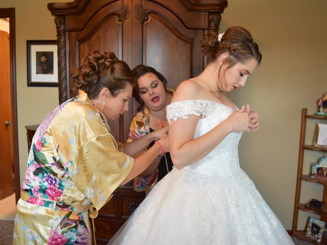 Kyle and Michelle&apos;s Wedding in Lake Orion, Michigan 15