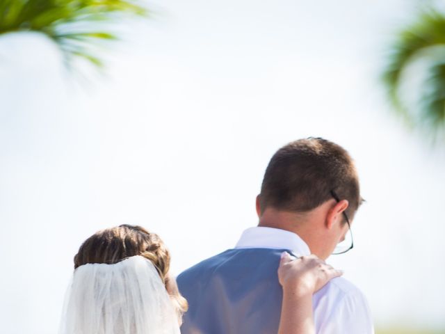 Jeremy and Taylor&apos;s Wedding in St. Pete Beach, Florida 20