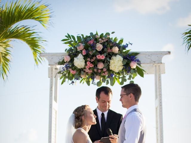 Jeremy and Taylor&apos;s Wedding in St. Pete Beach, Florida 34