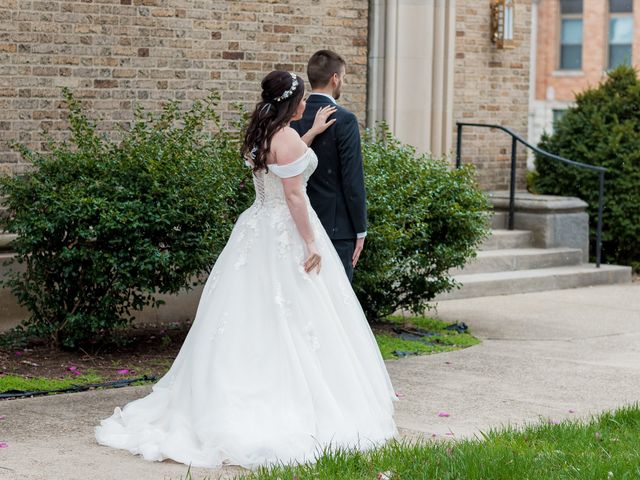 Sean and Ashley&apos;s Wedding in Cincinnati, Ohio 39