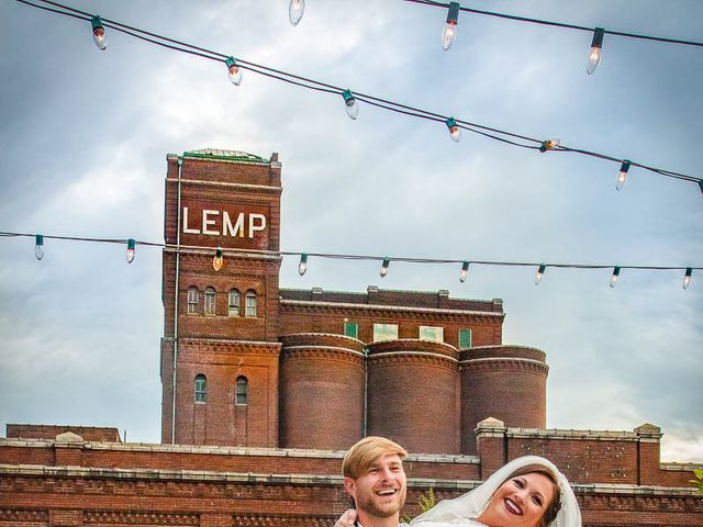 Shaun and Gwyn&apos;s Wedding in Saint Louis, Missouri 19