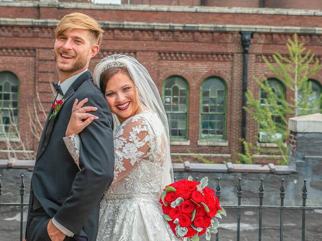 Shaun and Gwyn&apos;s Wedding in Saint Louis, Missouri 20