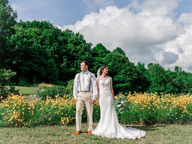 Austin and Cassie&apos;s Wedding in Newland, North Carolina 77