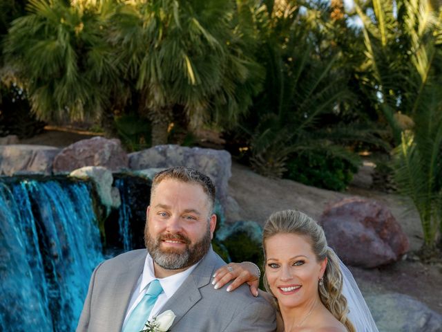 Matthew and Elizabeth&apos;s Wedding in Las Vegas, Nevada 22