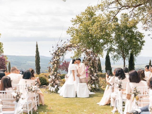 Giarvin and Jasmine's Wedding in San Gimignano, Italy 21
