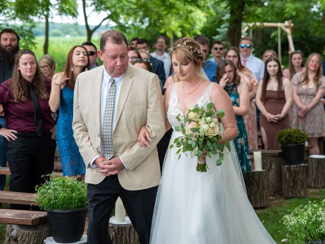 Jared and Ashley&apos;s Wedding in Casstown, Ohio 5