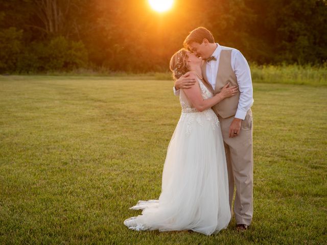 Jared and Ashley&apos;s Wedding in Casstown, Ohio 11