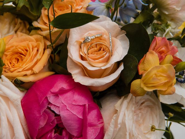 Noah and Natalie&apos;s Wedding in Dallas, Texas 31