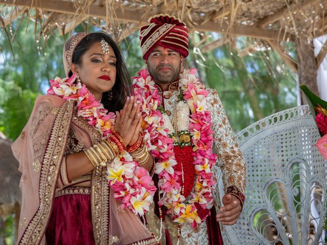 Anand and Manta&apos;s Wedding in Bora Bora, French Polynesia 15