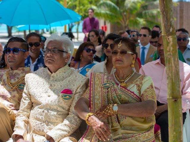 Anand and Manta&apos;s Wedding in Bora Bora, French Polynesia 38