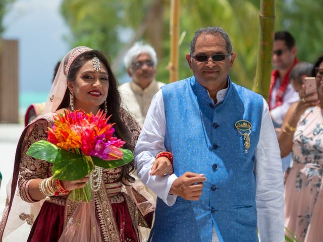 Anand and Manta&apos;s Wedding in Bora Bora, French Polynesia 40