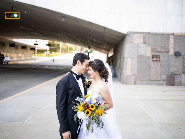 Vincent and Danielle&apos;s Wedding in Albany, New York 16