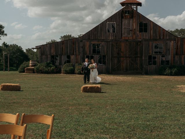 Jose and Valerie&apos;s Wedding in San Antonio, Texas 16