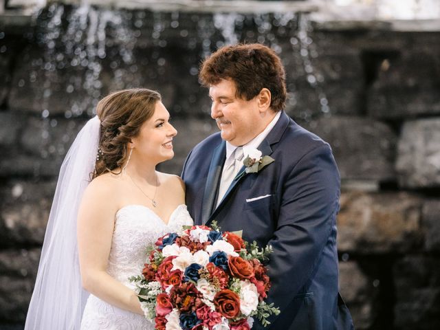 Dominic and Jenifer&apos;s Wedding in Buffalo, New York 30