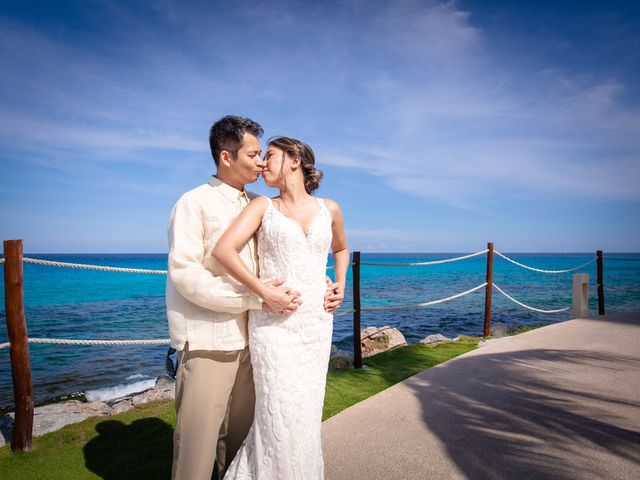 Tung and Chadly&apos;s Wedding in Cancun, Mexico 61
