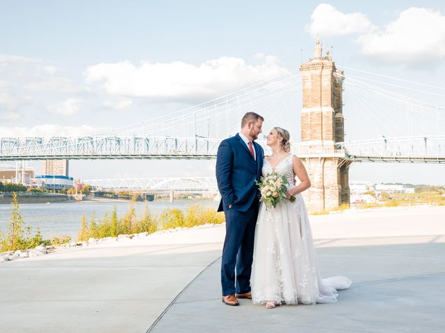 Evan and Lauren&apos;s Wedding in Cincinnati, Ohio 4