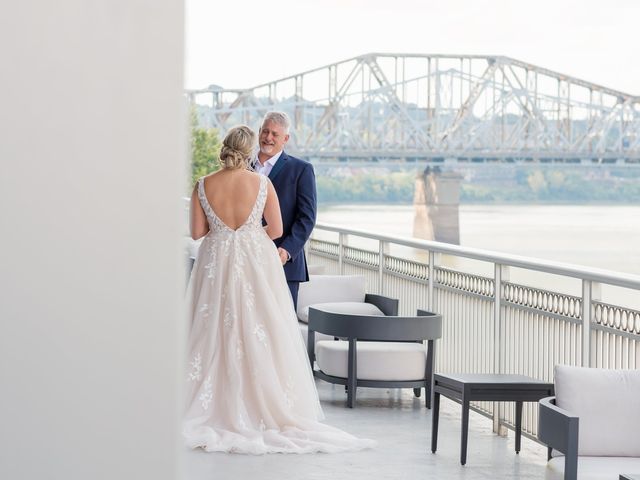 Evan and Lauren&apos;s Wedding in Cincinnati, Ohio 24