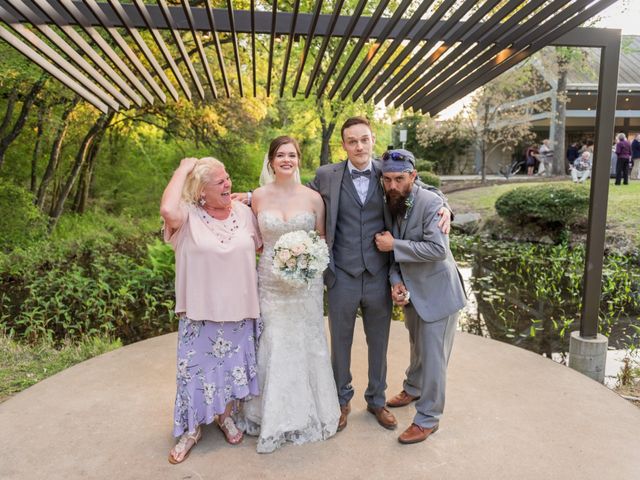 Joel and Lindsay&apos;s Wedding in Austin, Texas 223