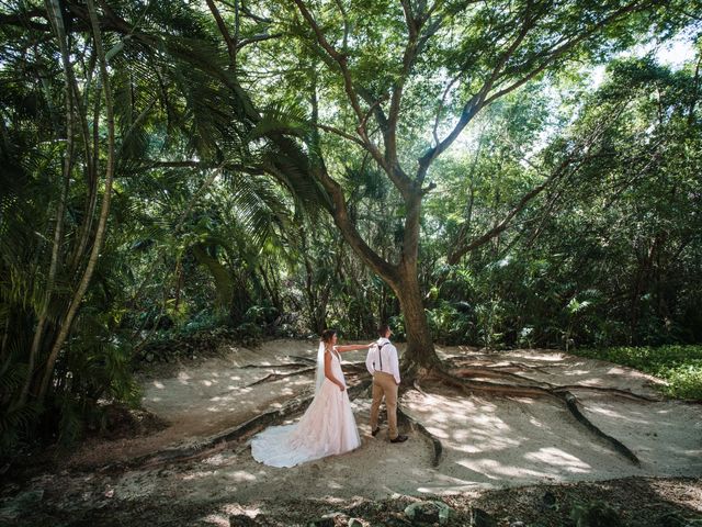 Jacob and Emily&apos;s Wedding in Cancun, Mexico 18