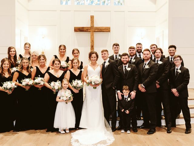 Dylan and Sydney&apos;s Wedding in Covington, Louisiana 9