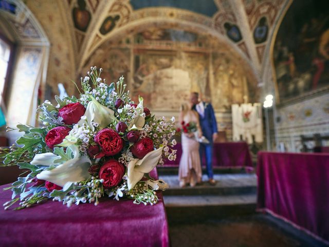 Mark and Barbara&apos;s Wedding in Volterra, Italy 51