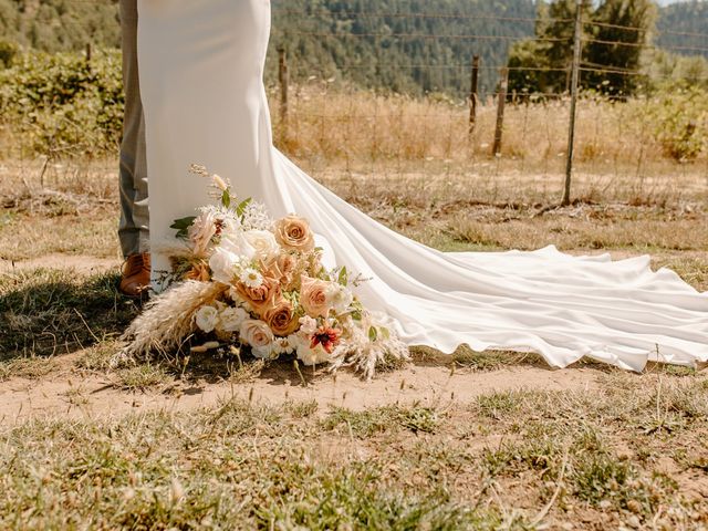 Keizer and Maggie's Wedding in Roseburg, Oregon 2