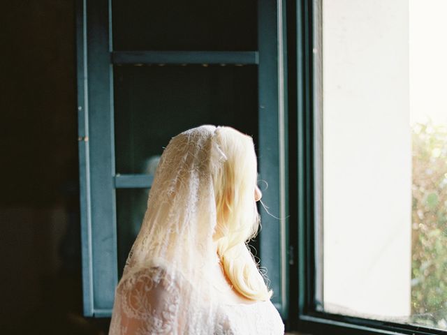 Robert and Isabelle's Wedding in Tuscany, Italy 11