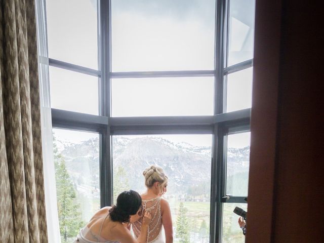 Mikael and Lauren&apos;s Wedding in Olympic Valley, California 18