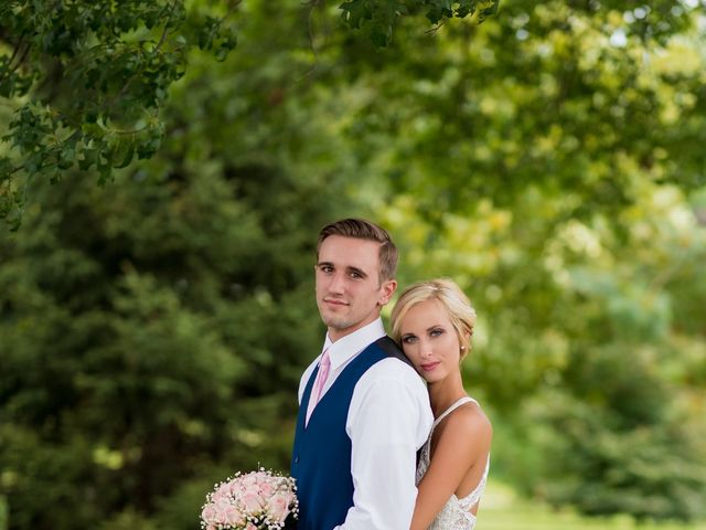 Joey and Liz&apos;s Wedding in Covington, Kentucky 33