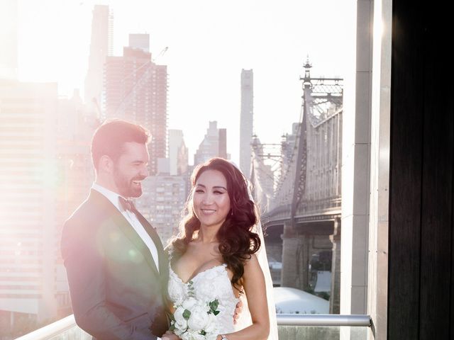 Ryan and Erin&apos;s Wedding in Long Island City, New York 25