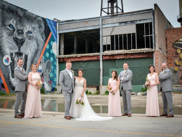 Rich and Cori&apos;s Wedding in Detroit, Michigan 16